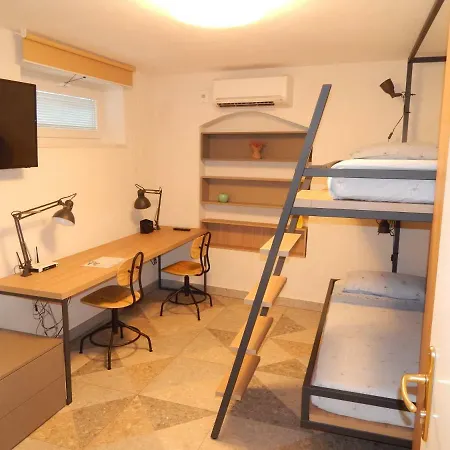 Casa Riccobon 5 * Koper